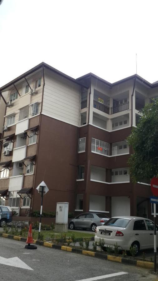 My Place Apartment Subang Jaya Exteriör bild