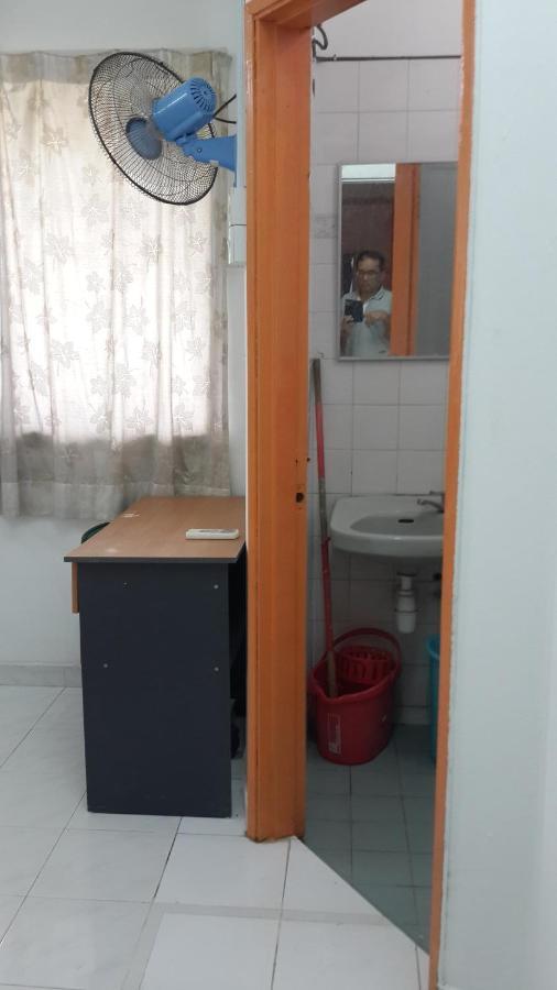 My Place Apartment Subang Jaya Exteriör bild