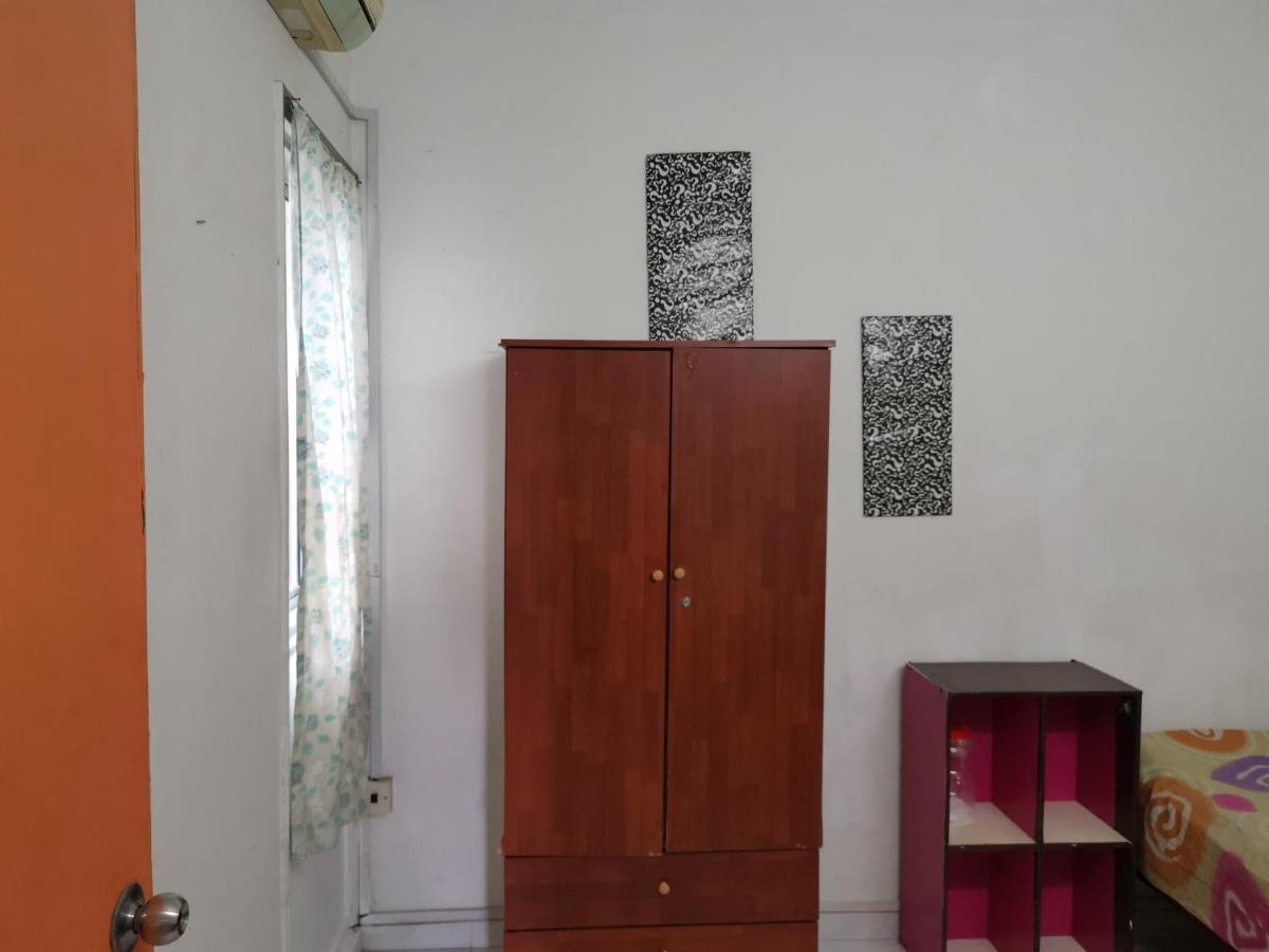 My Place Apartment Subang Jaya Exteriör bild