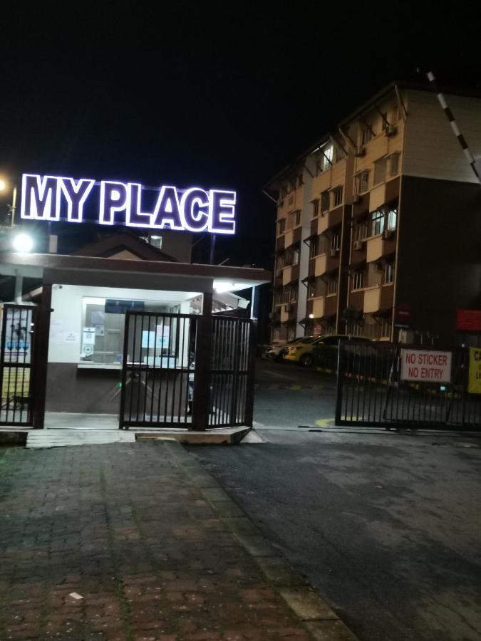 My Place Apartment Subang Jaya Exteriör bild