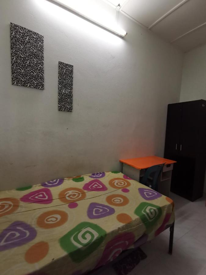 My Place Apartment Subang Jaya Exteriör bild