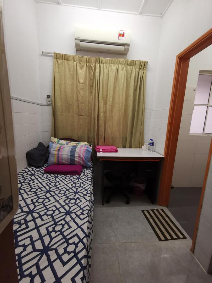 My Place Apartment Subang Jaya Exteriör bild